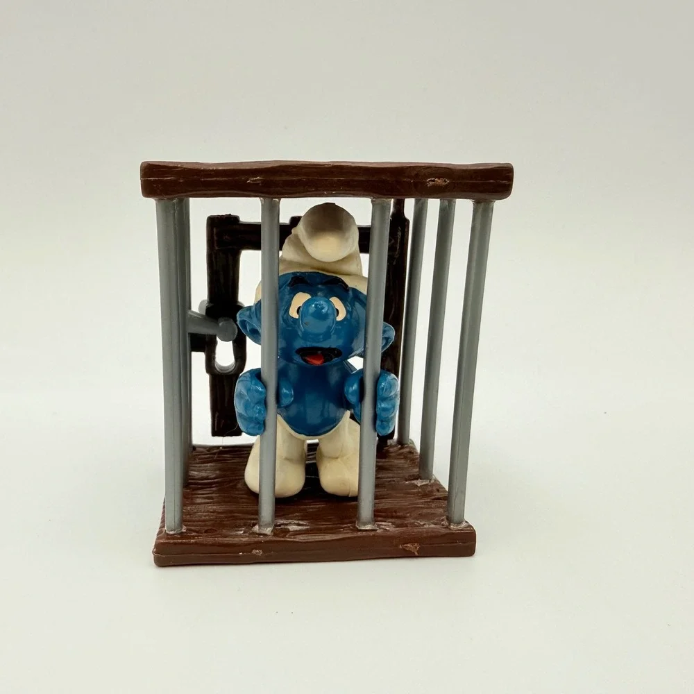 Vintage 1980 Schleich Peyo Smurf in Cage PVC Figure Toy Hong Kong 20113